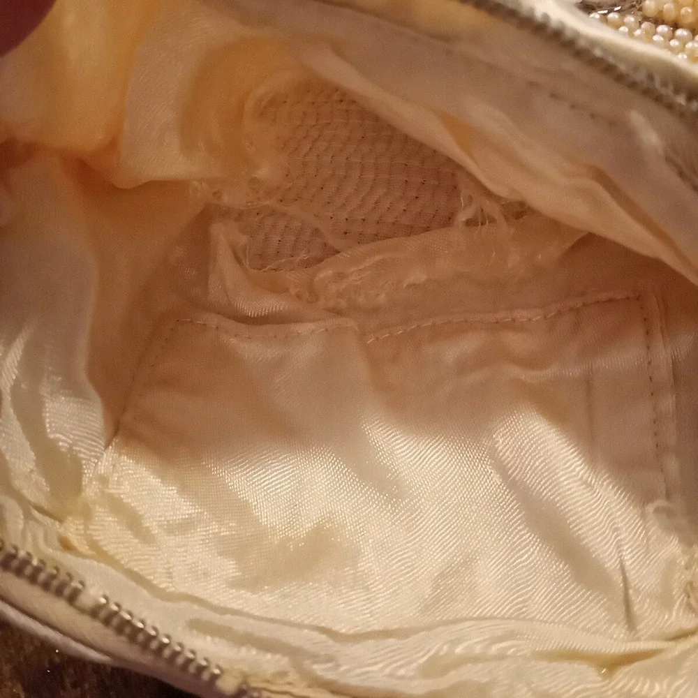 Vtg Debbie Faux Pearl Flower Beaded Purse Bag Clutch Japan Zip Close 9.5x5
